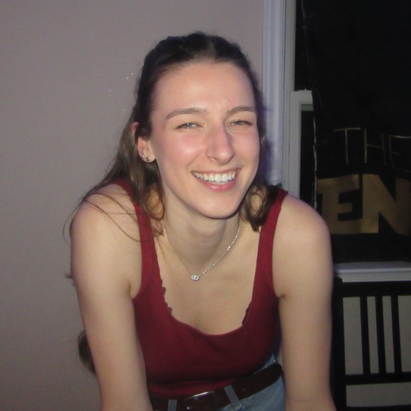 Meet your Posher, Anna - Picture 1 of 1